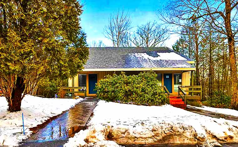 19 Ski Side Drive Exterior