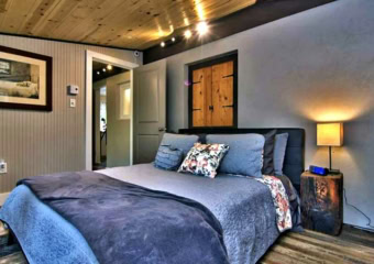 1940s Historic Rustic Cabin Bedroom