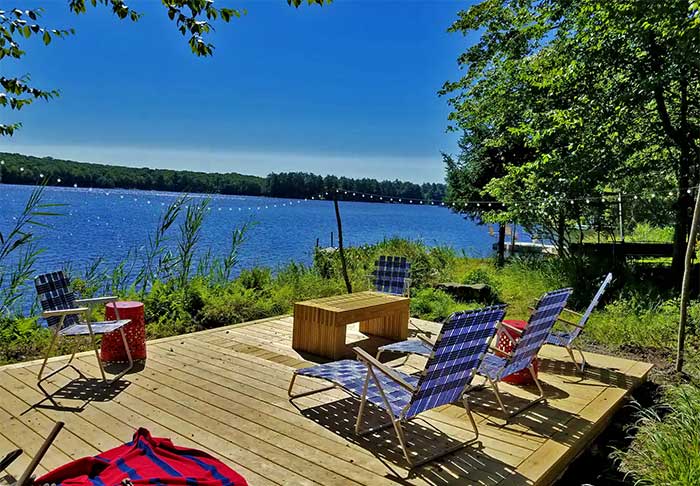 4 Season Lakefront in Fawn Lake lakeside deck