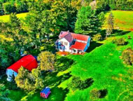 48 Jericho Road Farmhouse Aerial View