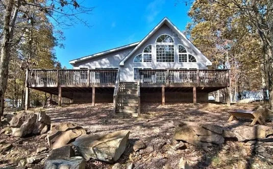 Chickadee Lane Exterior