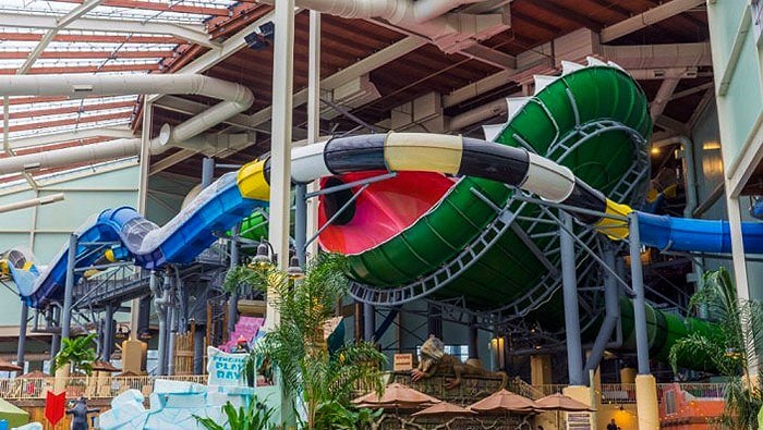 Aquatopia-Indoor-Water-Park-venus-slydetrap