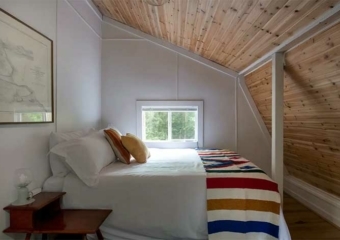 Barn House Cabin bedroom