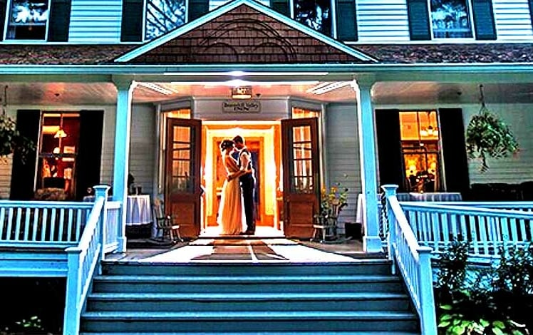 Beaverkill Valley Inn Weddings Exterior with Couple