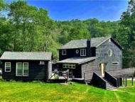 Black Bear Cottage Exterior Side