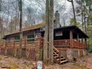 Blakeslee Hunting Lodge/Log Cabin exterior