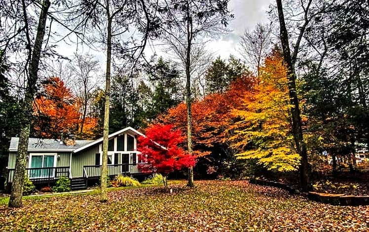 Blakeslee Rustic Retreat Exterior