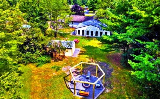 Blue Mountain Backyard