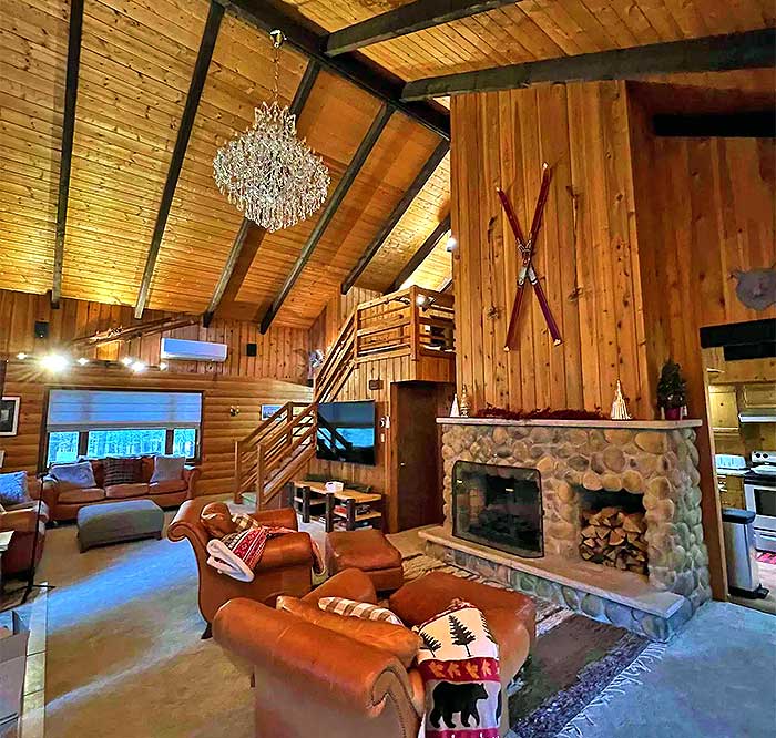 Cabin Royale Living Room