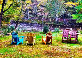 Cabin on DeBruce Riverside Seating