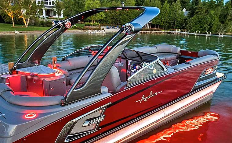 Capri Marine avalon pontoon