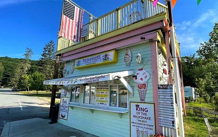 Carousel Ice Cream - PoconoGo