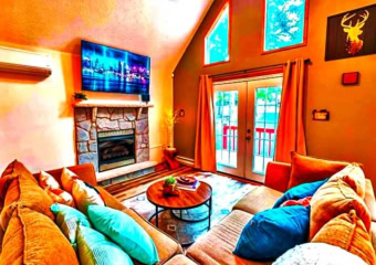 Chalet at Hunt Living Room