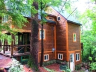 Chestnut Cabin in the Woods exterior