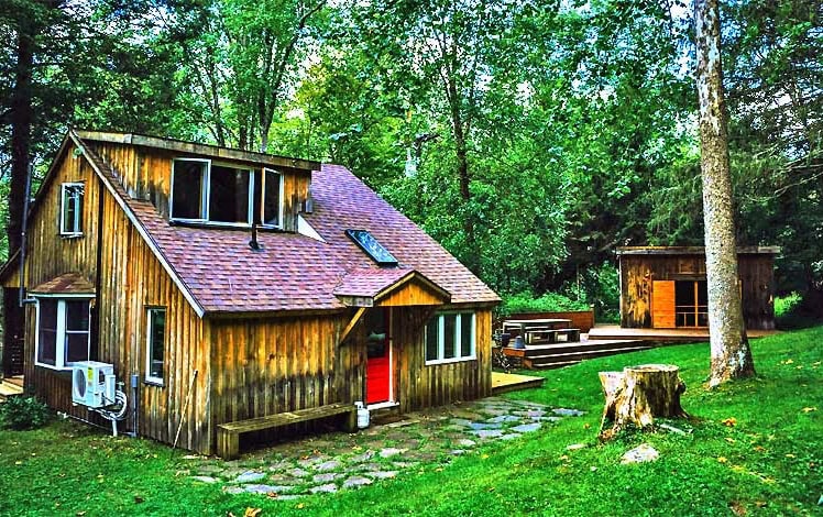 Chic Cabin on Callicoon Creek Exterior