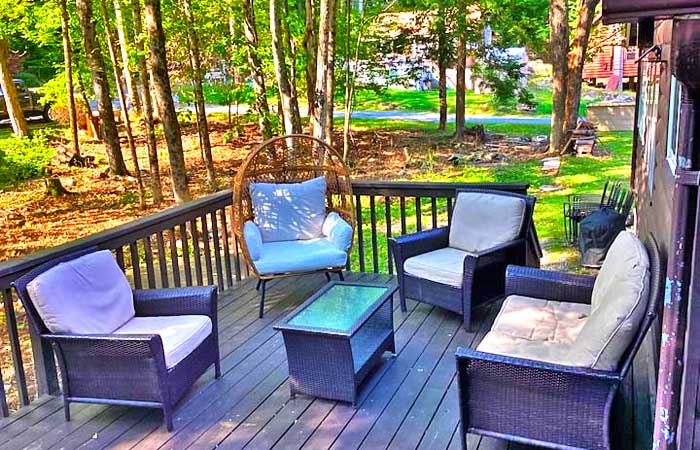 Cozy Cottage in the Woods Deck Seating