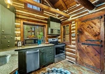 cozy creek cabin kitchen