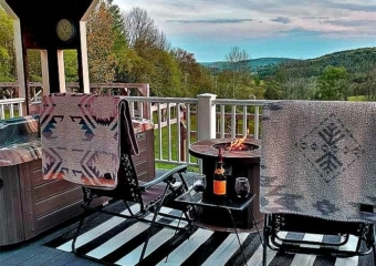 Deer Hollow Callicoon Fireplace on the Deck