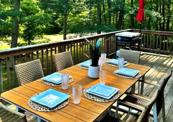 Deer Park Chalet Dining Deck