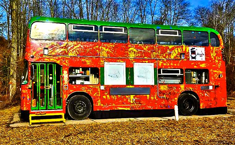 Double Up Catskills Bus Exterior