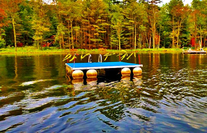 Eldred Lakefront Vacation Lake Platform