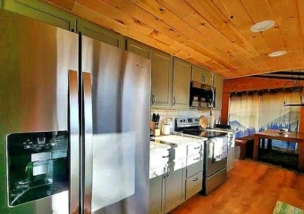 Emerald Cabin Kitchen