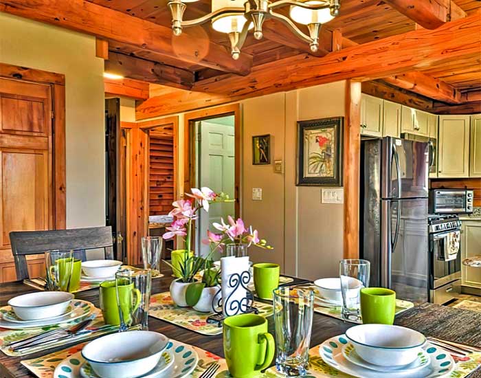 Equestrian House Vacation Rentals kitchen