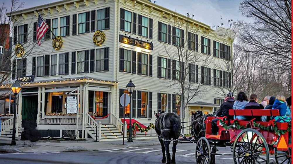 Horse & Carriage Rides at Hotel Fauchere Photo