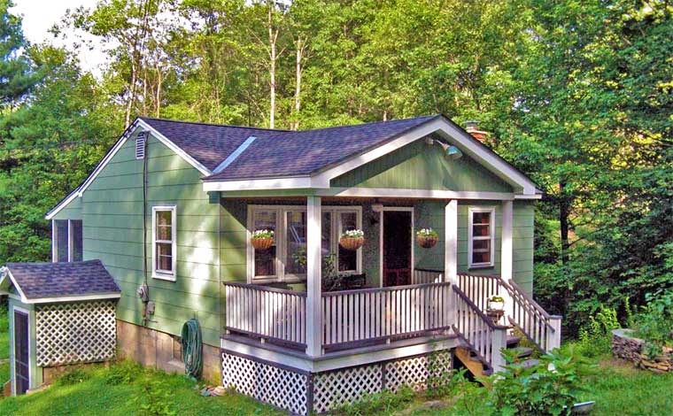 Grandma Gail’s Cottage exterior