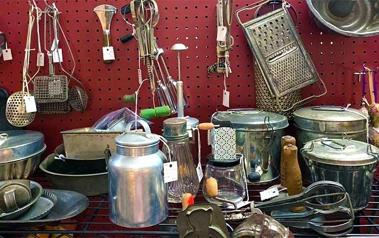 Grapevine Antiques and Crafts kitchen ware