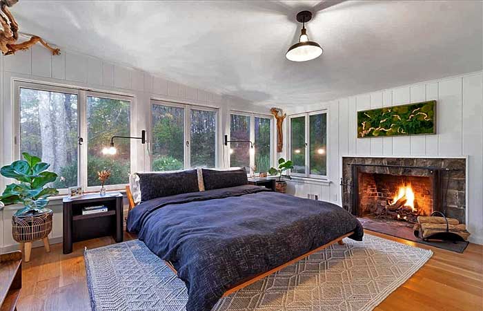 Grotto Grove Cabin Bedroom