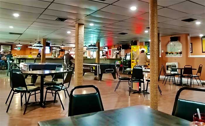 Hammerjax Bar & Grill interior