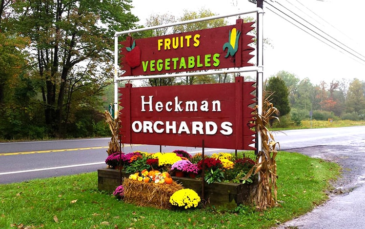 Heckman-Orchards-Farm-Market-sign