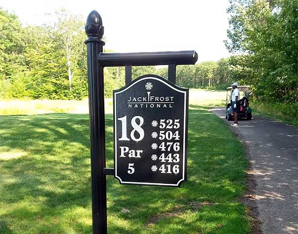 Jack-Frost-National-Golf-Club-sign-at-18th-hole