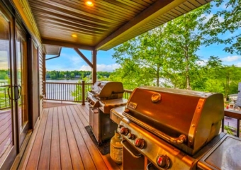 Lake Front Vista Grills