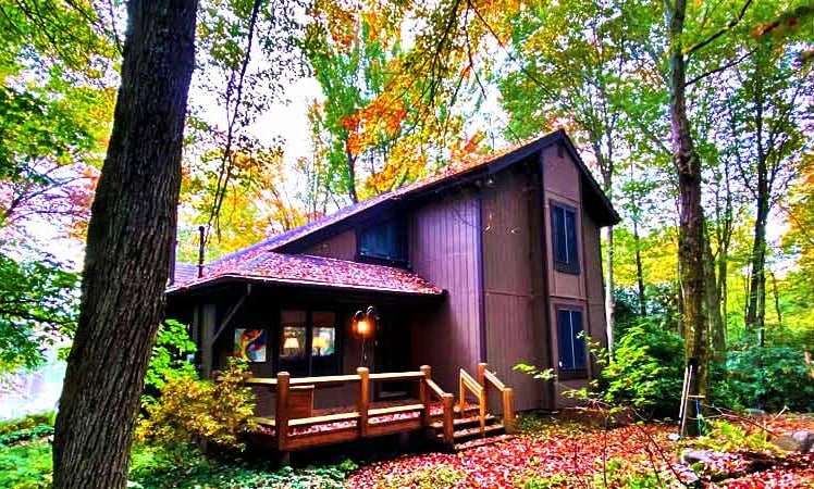 Lake Naomi Lakefront Home Exterior