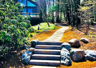 Lake Naomi Lakefront Home Path to Lake