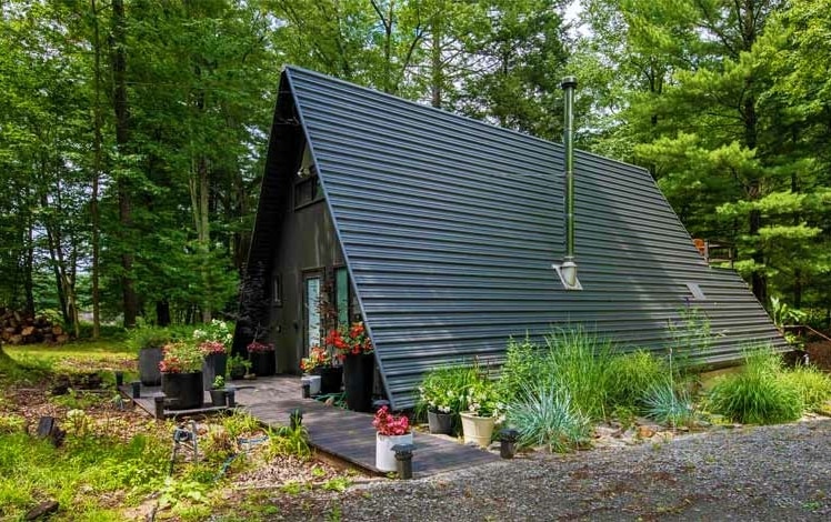 Lake Wallenpaupack A-Frame exterior