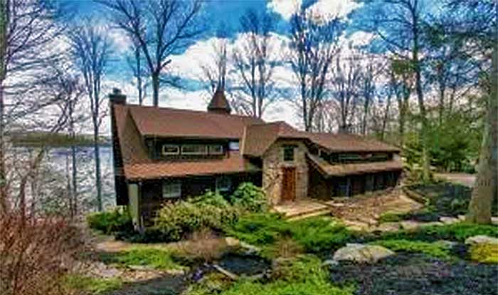 lakeland colony lakefront home