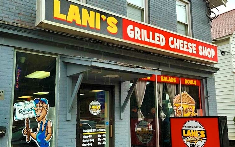 Lanis’s Grilled Cheese Shop exterior of shop