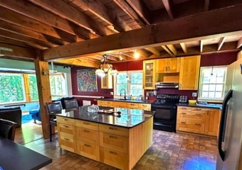 Laurel Run Creek Forest Estate Kitchen