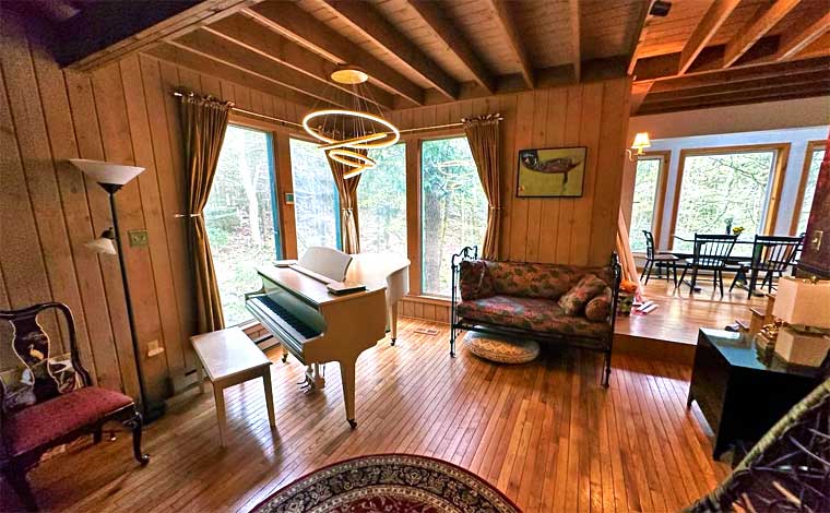 Laurel Run Creek Forest Estate Piano