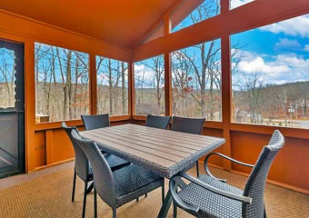 Lazy Bear Lodge Screened-In Porch