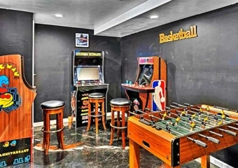 Leisure Filled Lakehouse Game Room