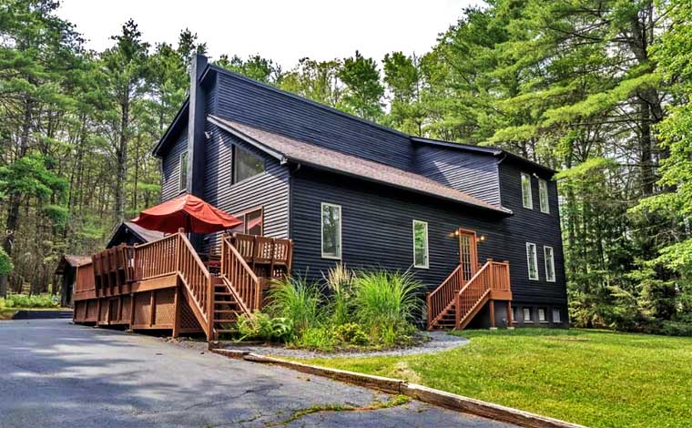 Licorice Lodge Exterior