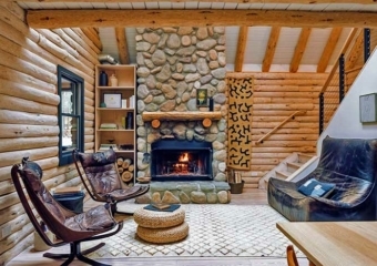 Little River Log Cabin Fireplace