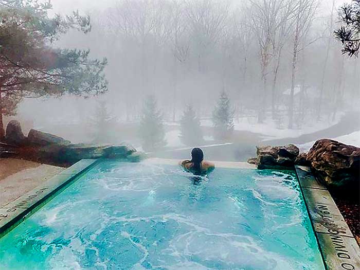 Lodge at Woodloch horizon whirlpool