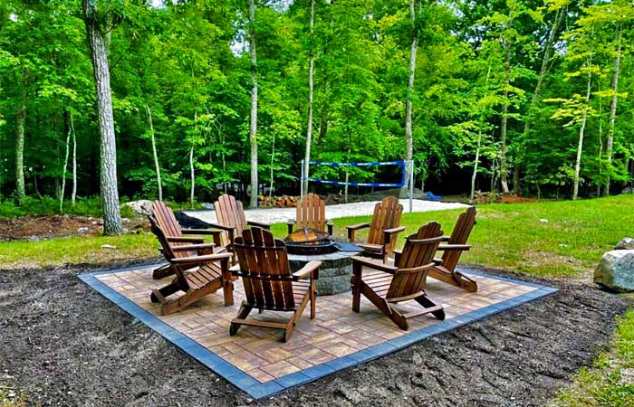 Log House Chalet Fire Pit