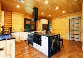 Log House Chalet Kitchen