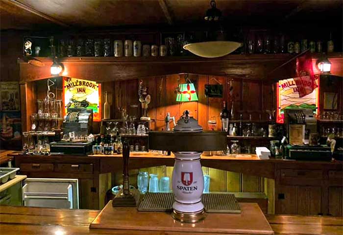 Millbrook Inn bar
